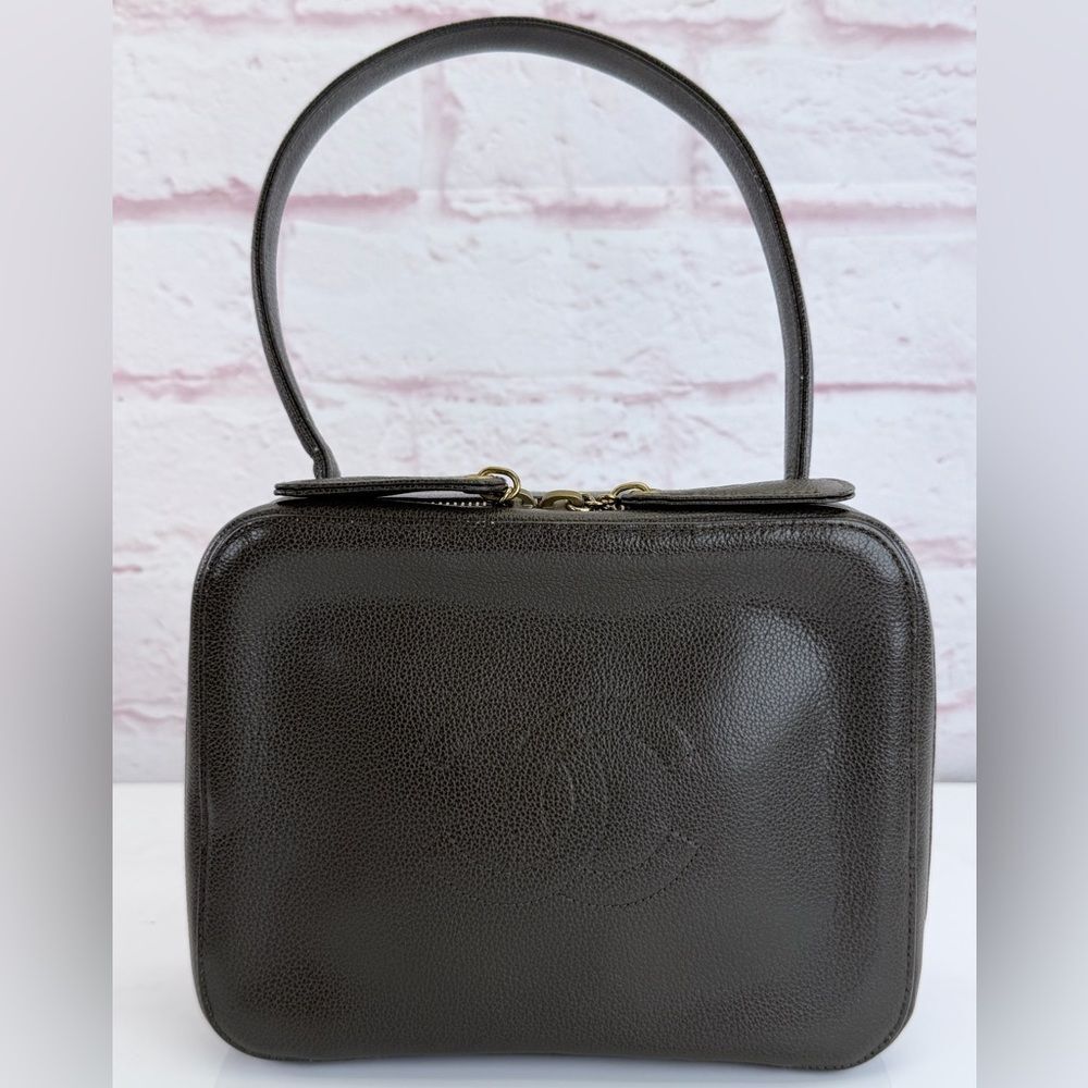 Chanel Vintage Vanity Top Handle Case Bag Brown Caviar